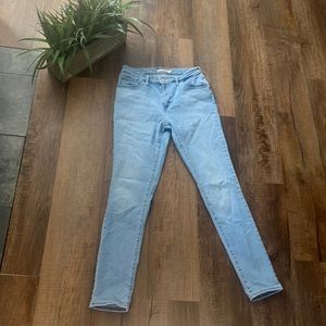 LEVIS 721 HIGH RISE SKINNY sz 30